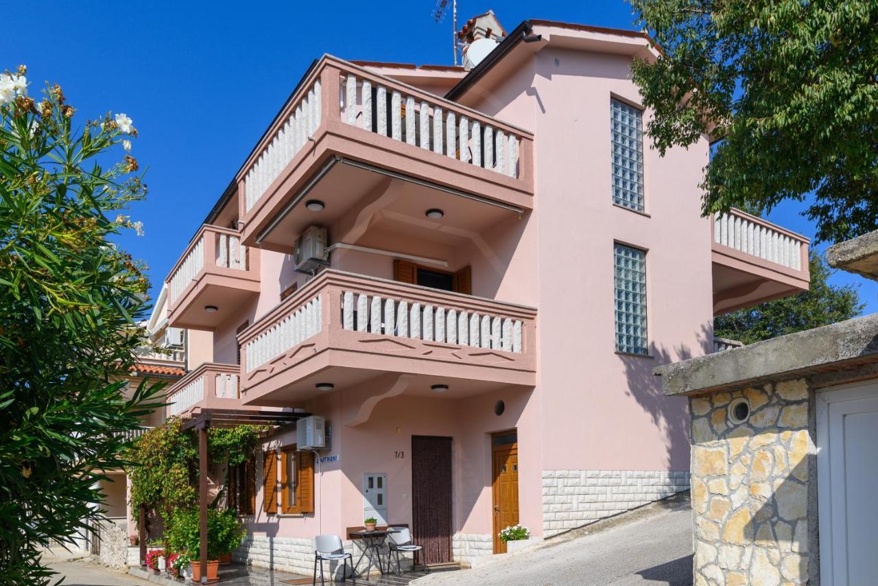 Apartments By The Sea Duga Luka - Prtlog, Labin - 2335 Esterno foto