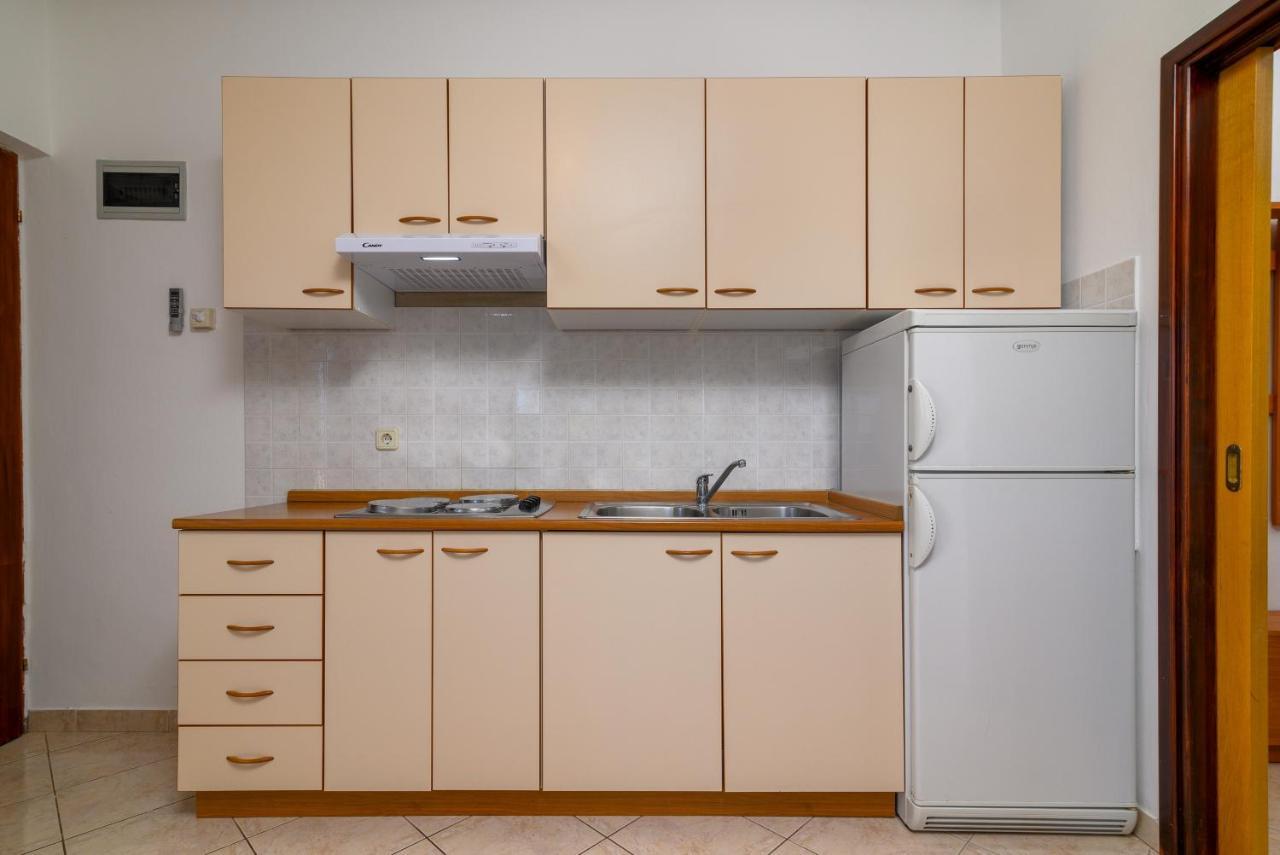 Apartments By The Sea Duga Luka - Prtlog, Labin - 2335 Esterno foto
